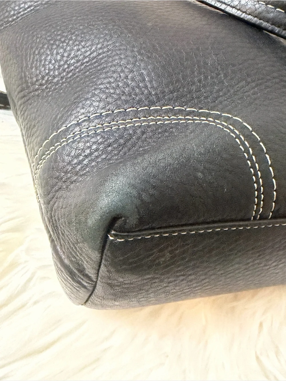 Coach Black Pebbled Leather Buckle-Accent Tote:F18089